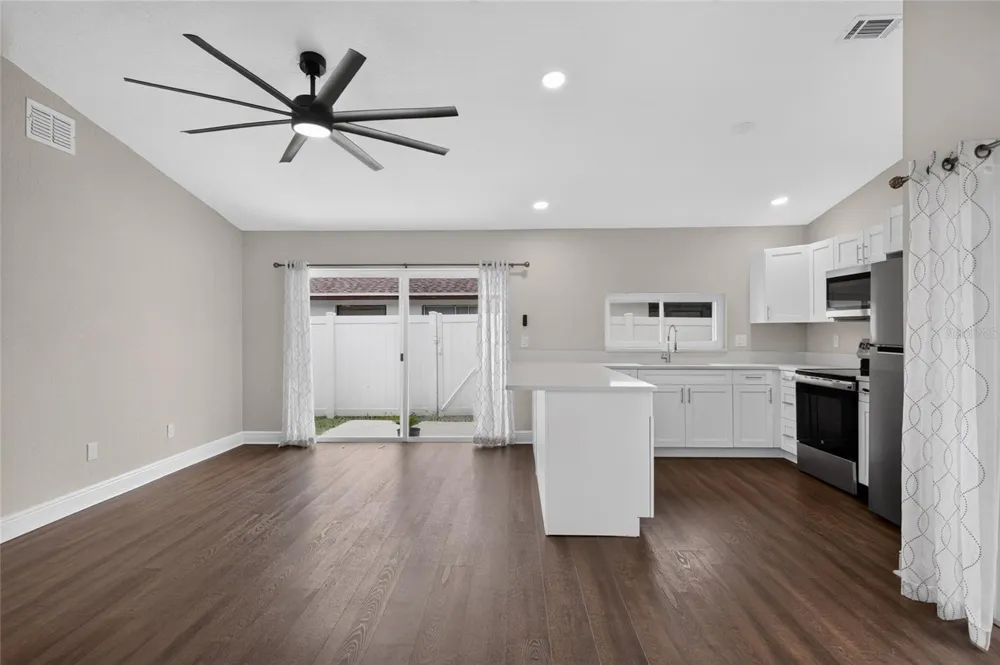5408 MARLWOOD COURT Tampa, FL 33624