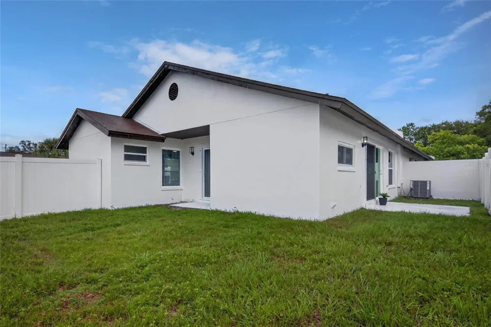 5408 MARLWOOD COURT Tampa, FL 33624