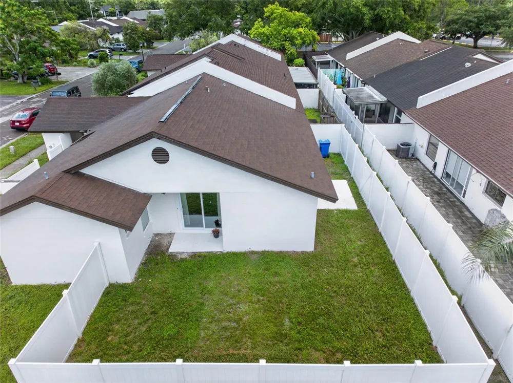 5408 MARLWOOD COURT Tampa, FL 33624