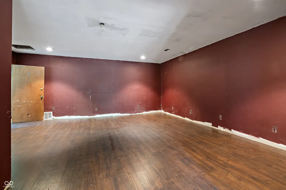 2174 S 125 E Shelbyville, IN 46176