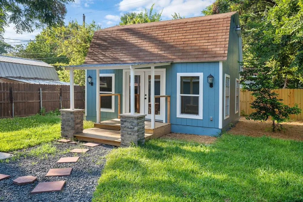6136 Walnut Drive Fort Worth, TX 76114