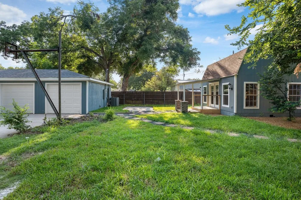 6136 Walnut Drive Fort Worth, TX 76114