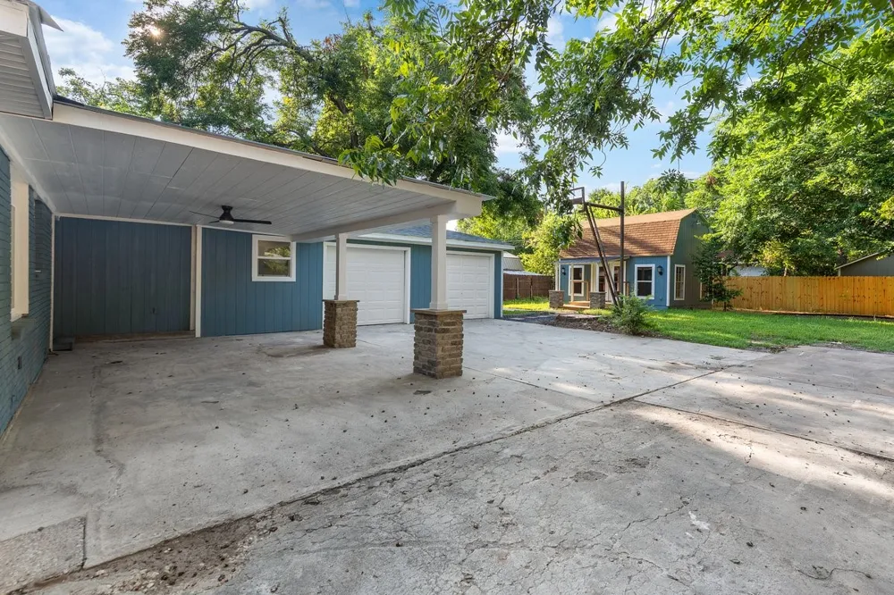 6136 Walnut Drive Fort Worth, TX 76114