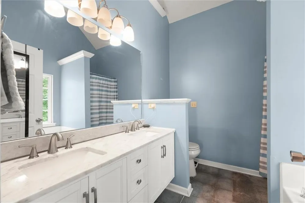 2119 Mulberry Street East Point, GA 30344