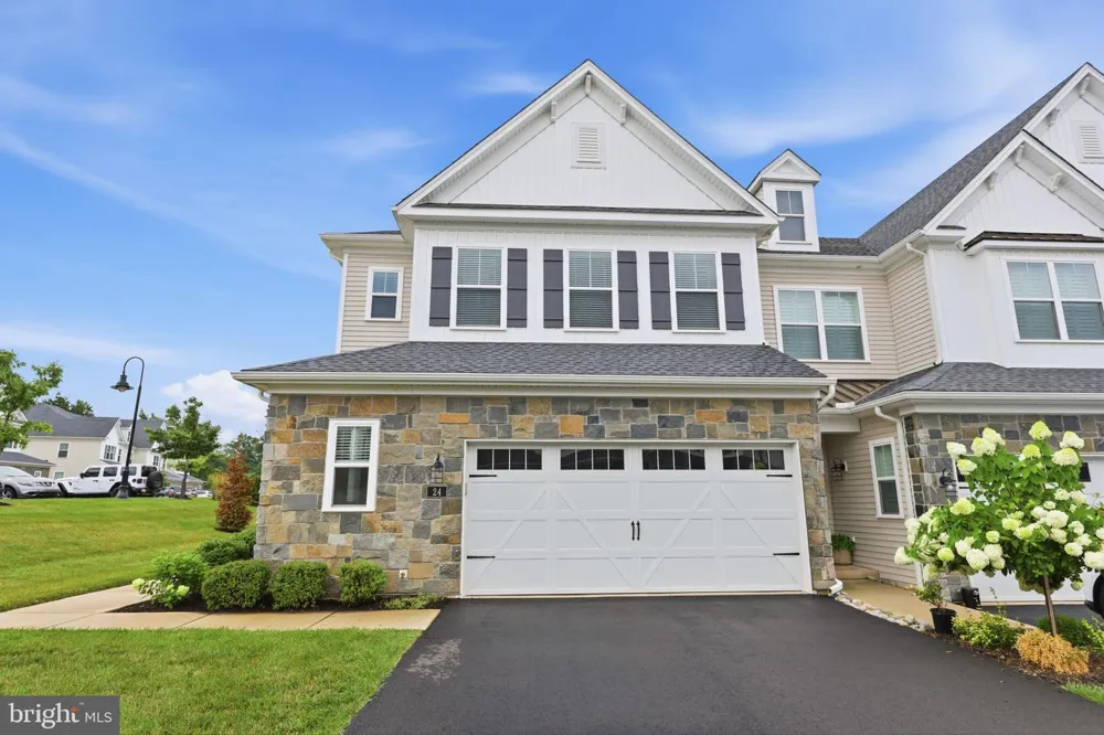 24 SPRING MILL ROAD Ivyland, PA 18974