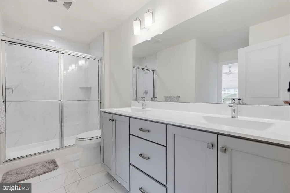 24 SPRING MILL ROAD Ivyland, PA 18974