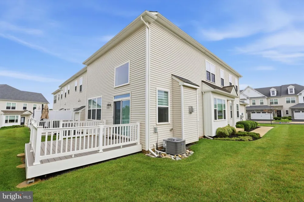 24 SPRING MILL ROAD Ivyland, PA 18974