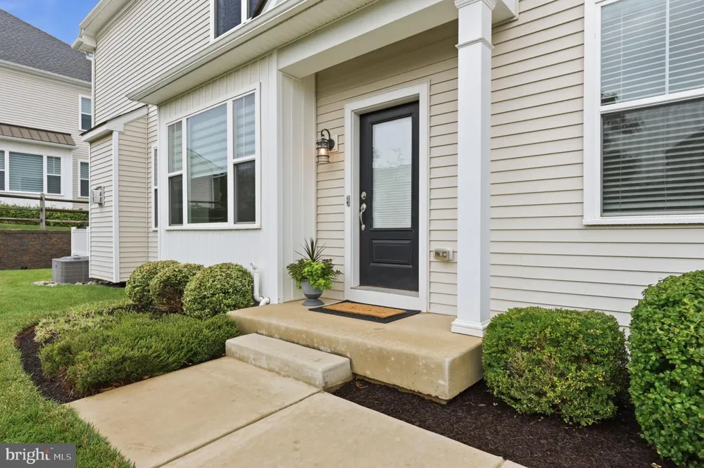 24 SPRING MILL ROAD Ivyland, PA 18974