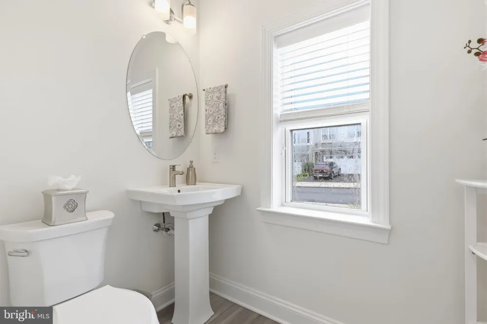24 SPRING MILL ROAD Ivyland, PA 18974
