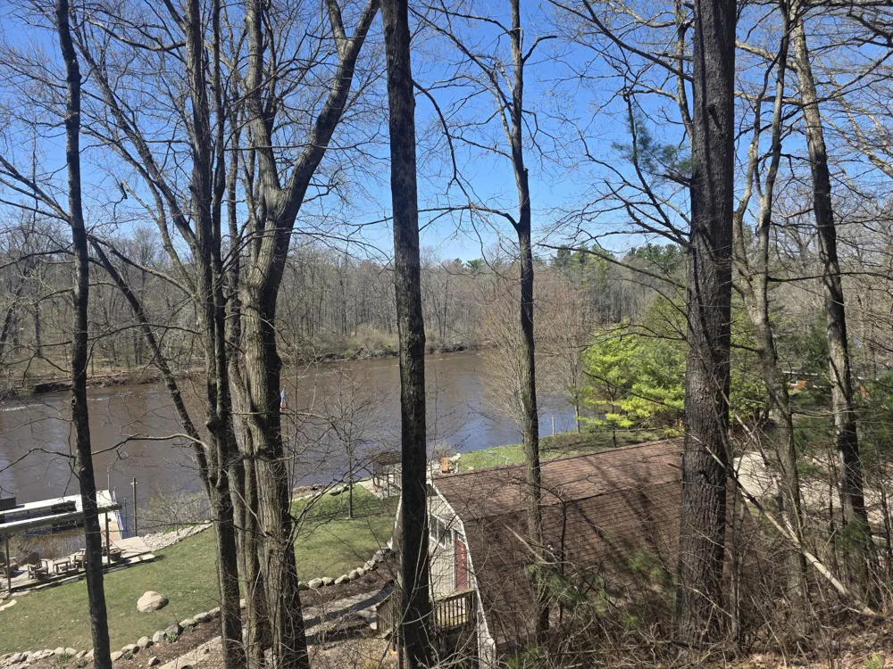 7696 Muskegon Boulevard Newaygo, MI 49337