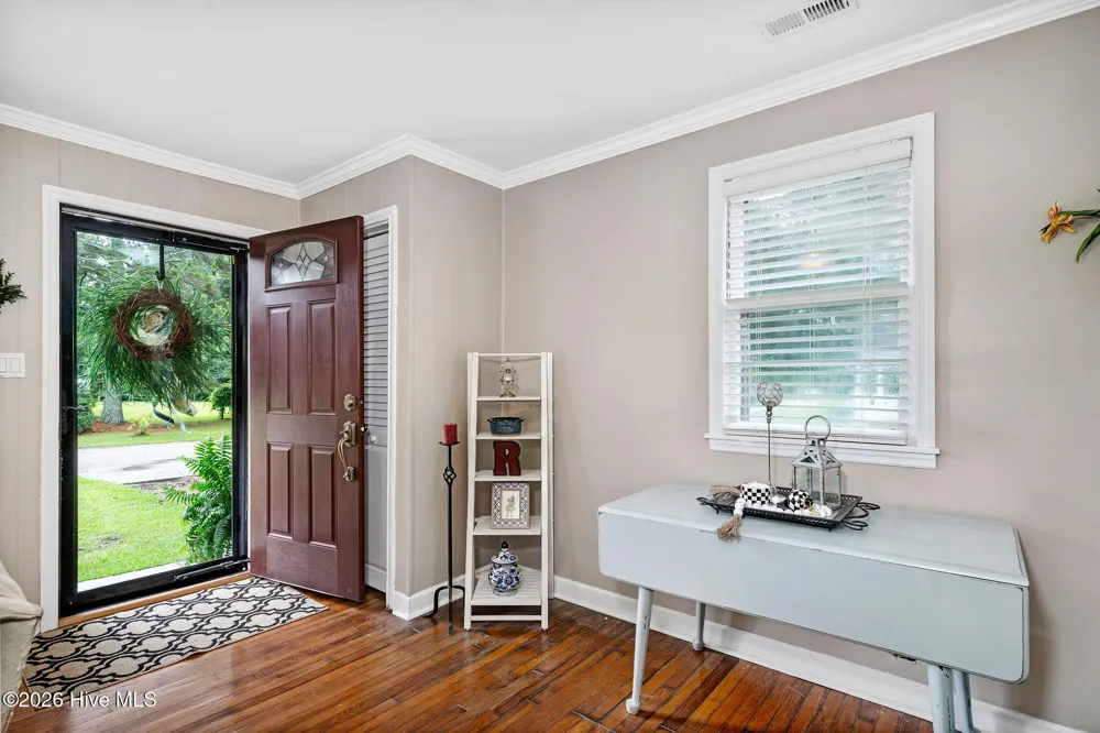 206 W Clement Street Wallace, NC 28466
