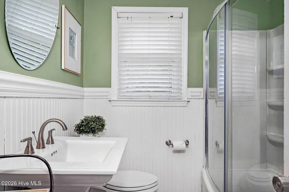 206 W Clement Street Wallace, NC 28466