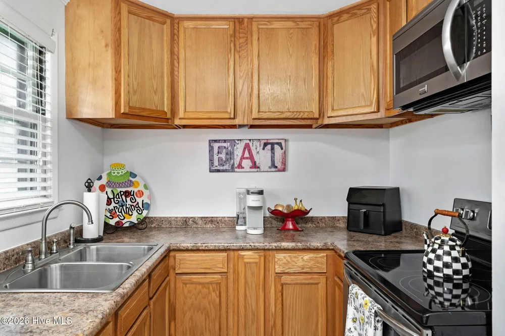 206 W Clement Street Wallace, NC 28466