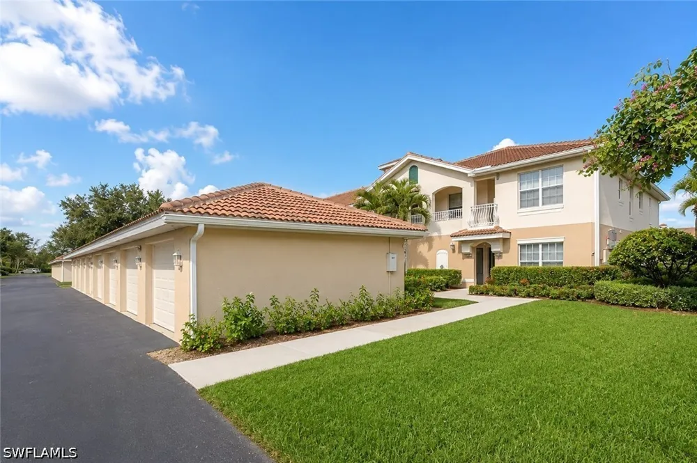 Driftwood Way #3307 Naples, FL 34109