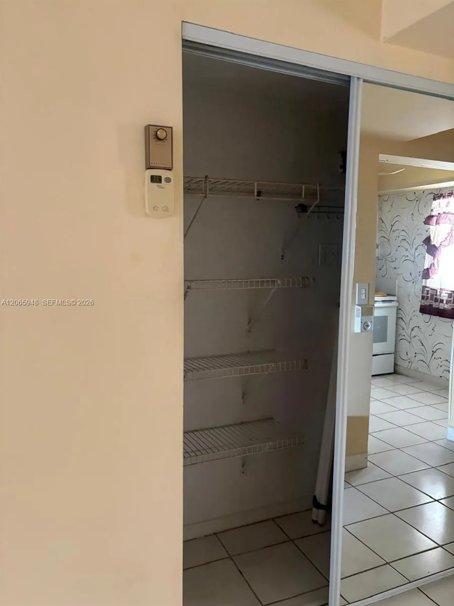 3091 NW 46th Ave #407C Lauderdale Lakes, FL 33313