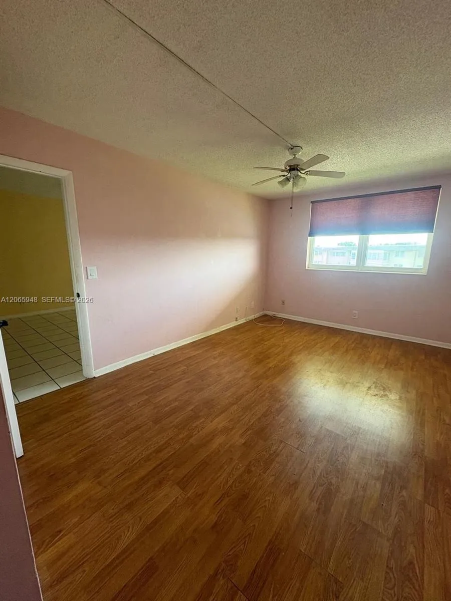 3091 NW 46th Ave #407C Lauderdale Lakes, FL 33313