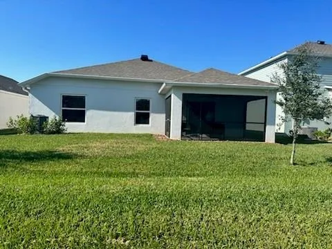 1099 Dania Circle NE Palm Bay, FL 32905