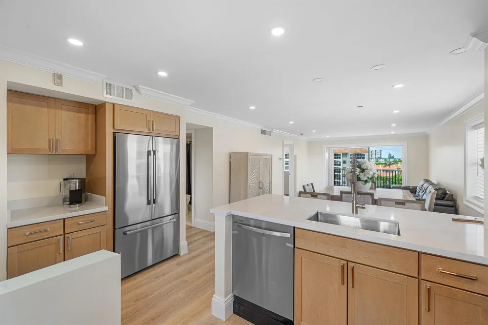 2871 Ocean Boulevard #f425 Boca Raton, FL 33431