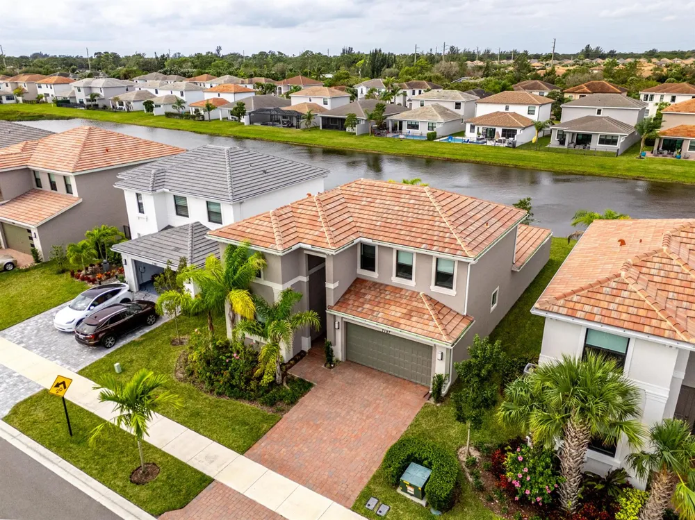7197 MONTEREAL Path Lake Worth, FL 33463