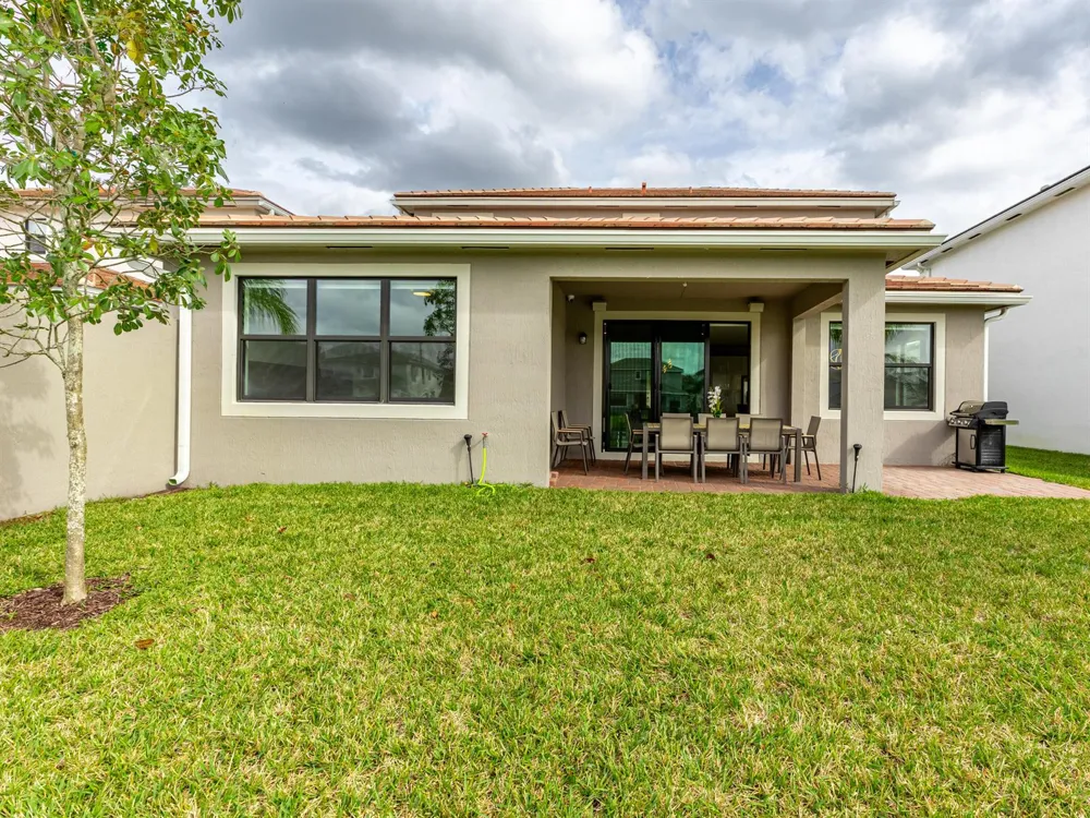 7197 MONTEREAL Path Lake Worth, FL 33463