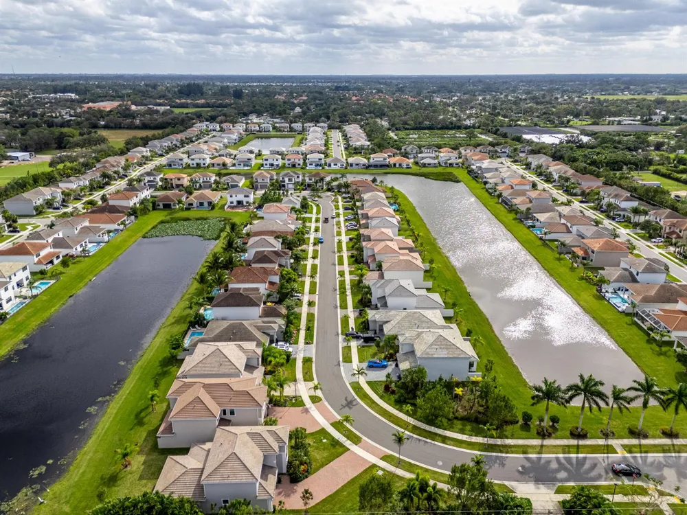 7197 MONTEREAL Path Lake Worth, FL 33463
