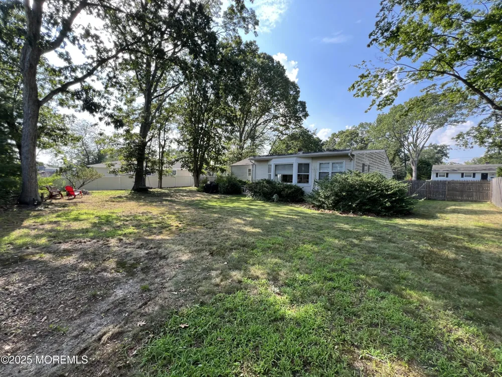 8 Corey Drive Oakhurst, NJ 07755