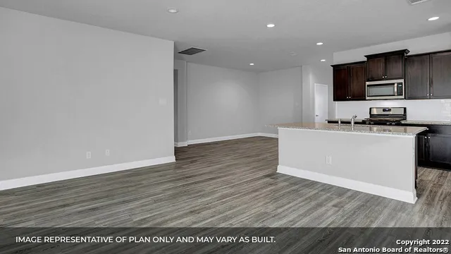 716 Peccary Place Seguin, TX 78155