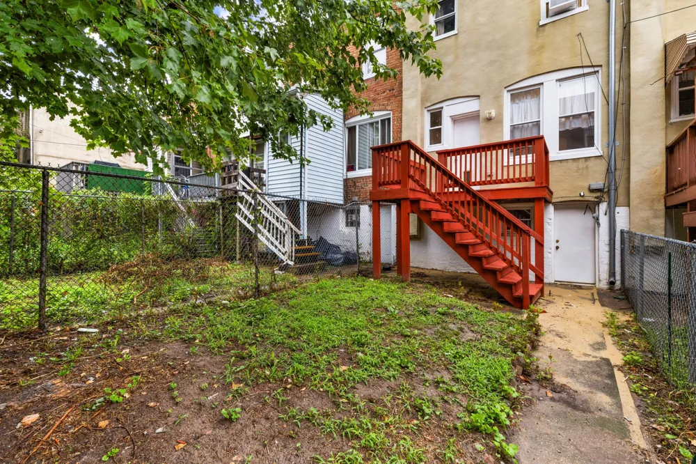 749 CATOR AVENUE Baltimore, MD 21218
