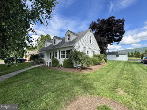399 WALNUT STREET