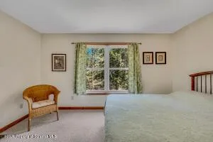 67 BENDER ROAD Gouldsboro, PA 18424