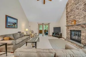 67 BENDER ROAD Gouldsboro, PA 18424