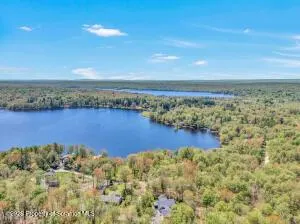 67 BENDER ROAD Gouldsboro, PA 18424