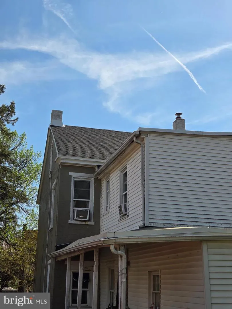 427 WALNUT STREET Pottstown, PA 19464