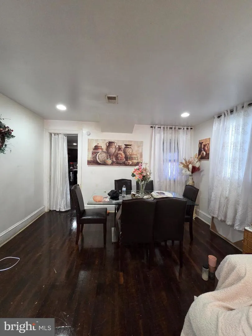 427 WALNUT STREET Pottstown, PA 19464