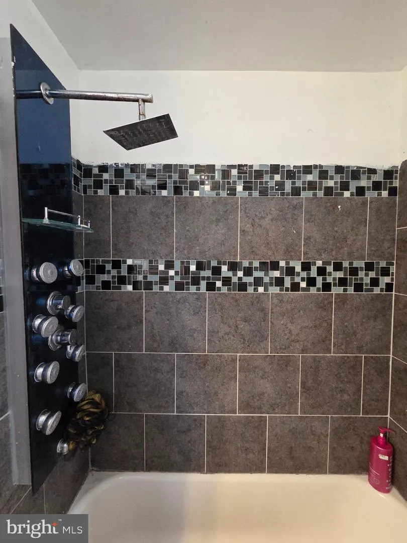 427 WALNUT STREET Pottstown, PA 19464