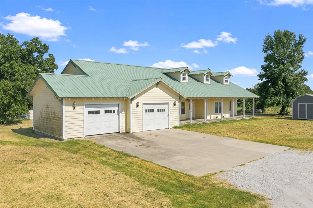 11754 Us Highway 77 Ardmore, OK 73401