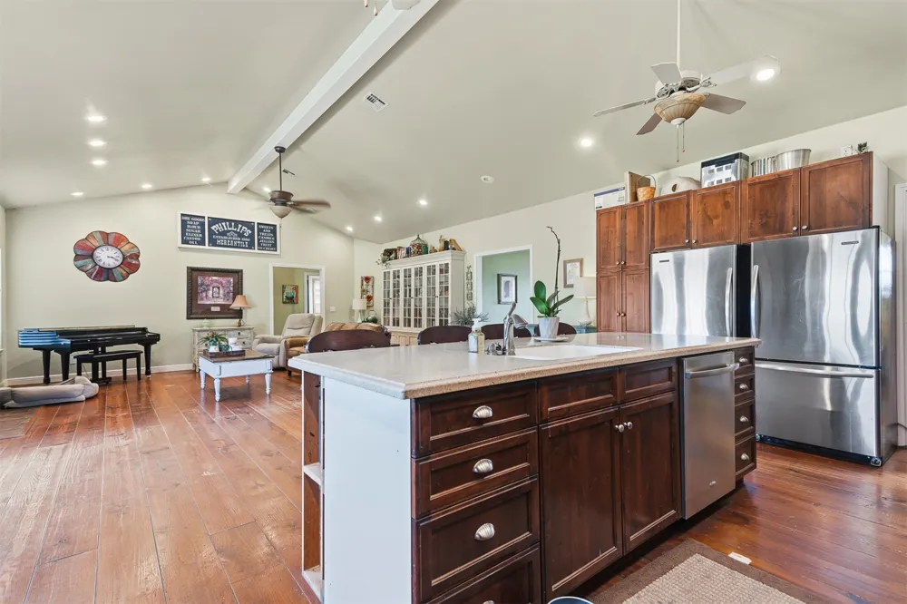 11754 Us Highway 77 Ardmore, OK 73401