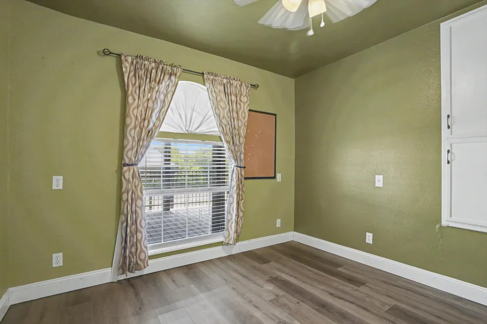 418 S A STREET Kiefer, OK 74041