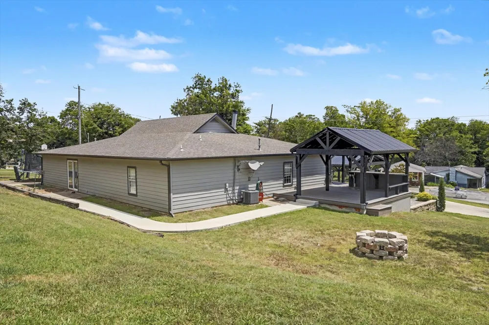 418 S A STREET Kiefer, OK 74041