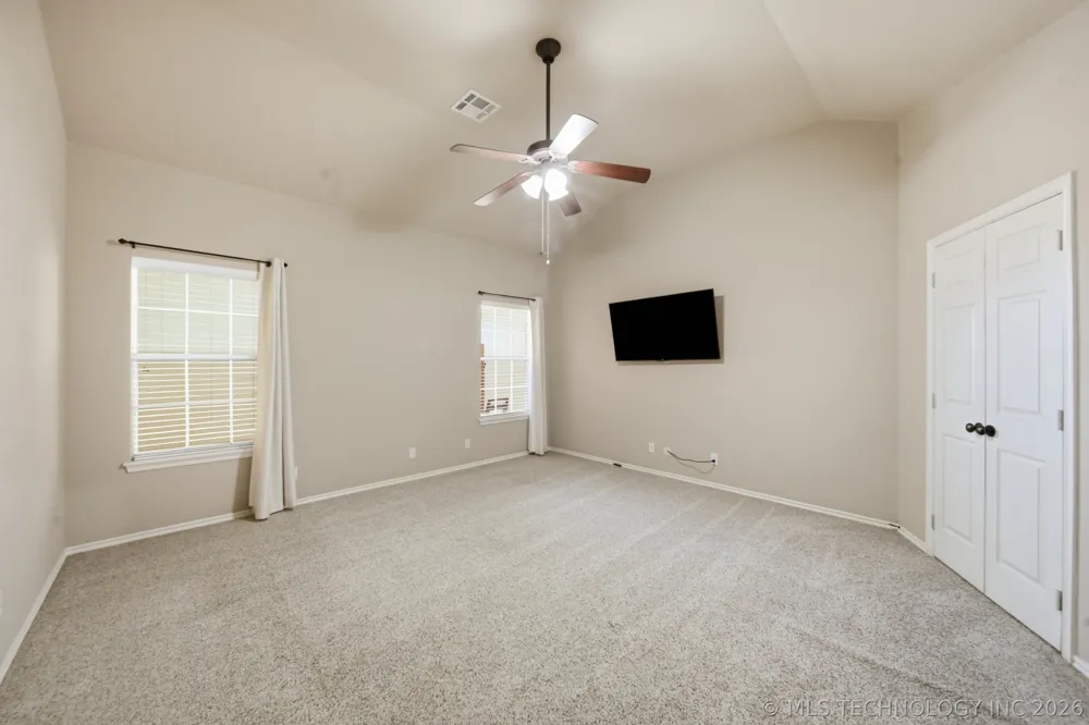 8401 E 74th Place Tulsa, OK 74133
