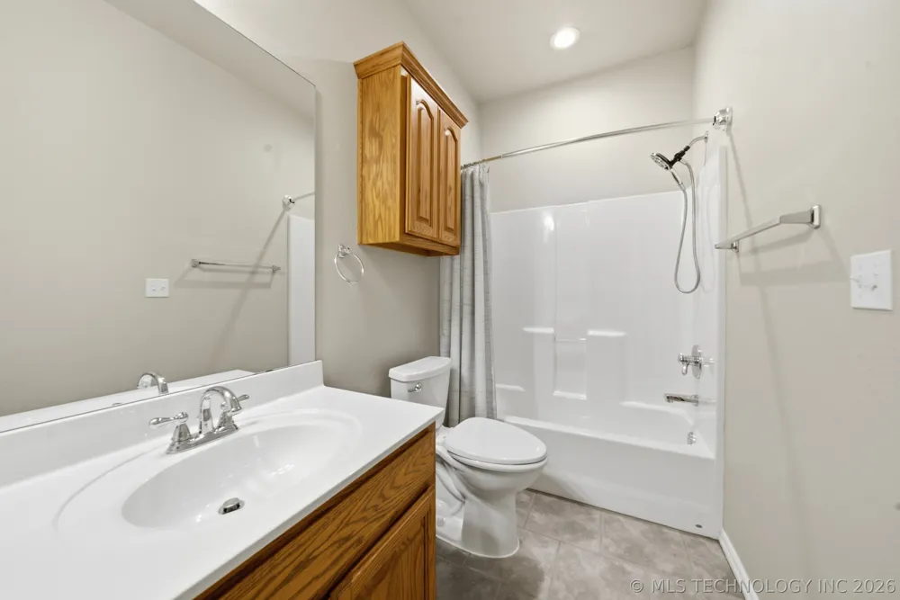 8401 E 74th Place Tulsa, OK 74133