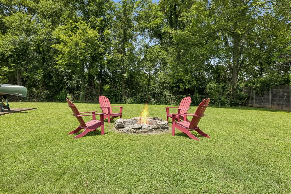 5018 Bonnahill Dr Hermitage, TN 37076