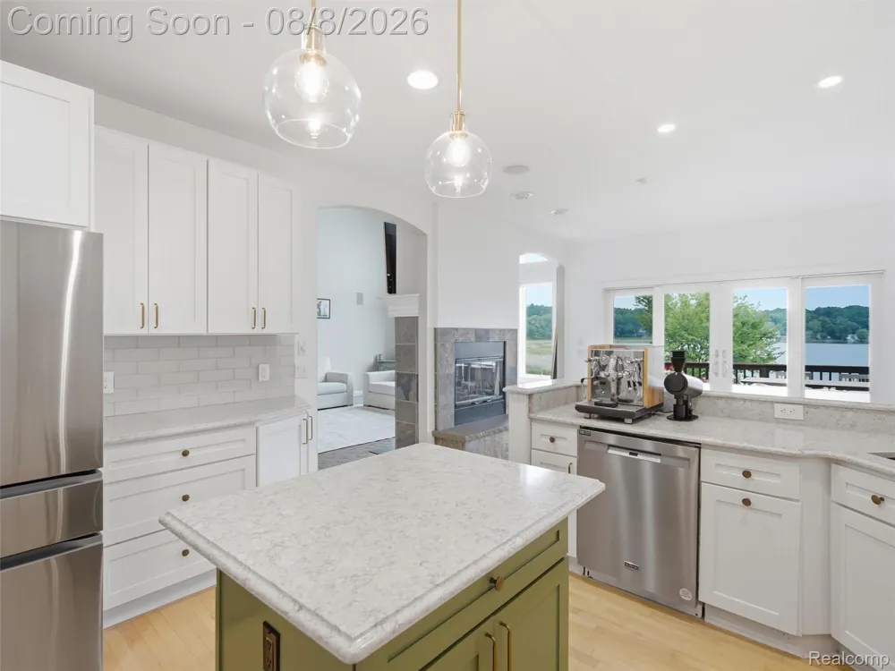 16147 Meredith Court Fenton Charter Township, MI 48451