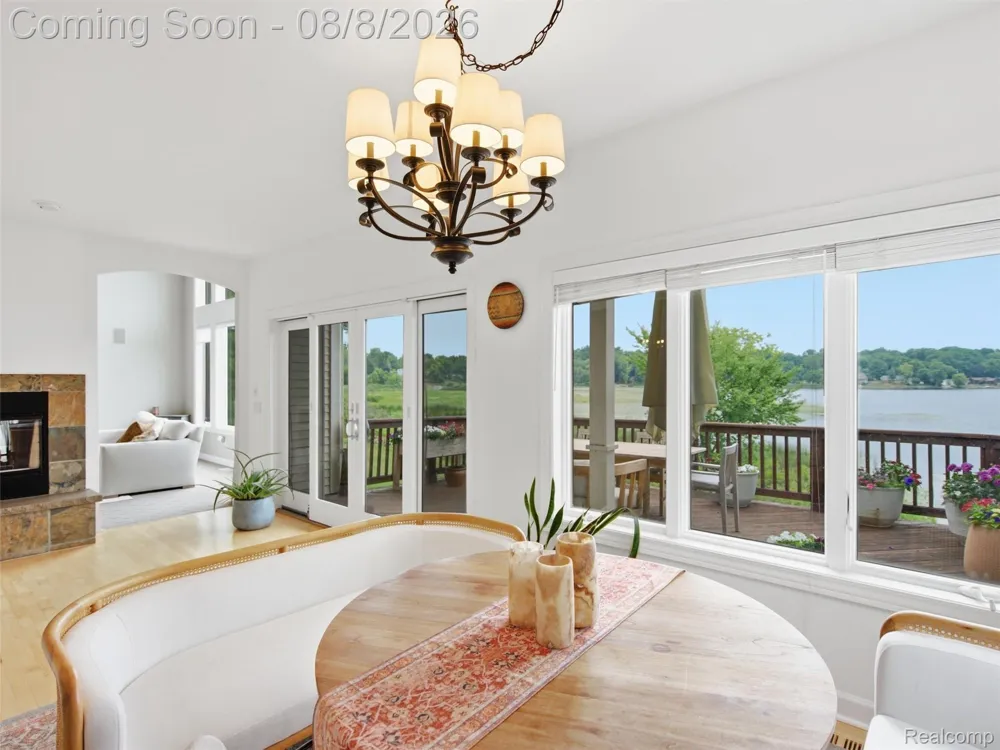 16147 Meredith Court Fenton Charter Township, MI 48451
