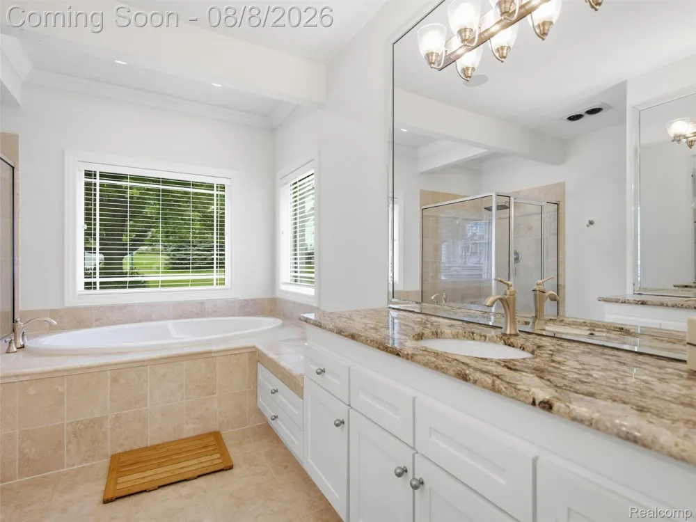 16147 Meredith Court Fenton Charter Township, MI 48451
