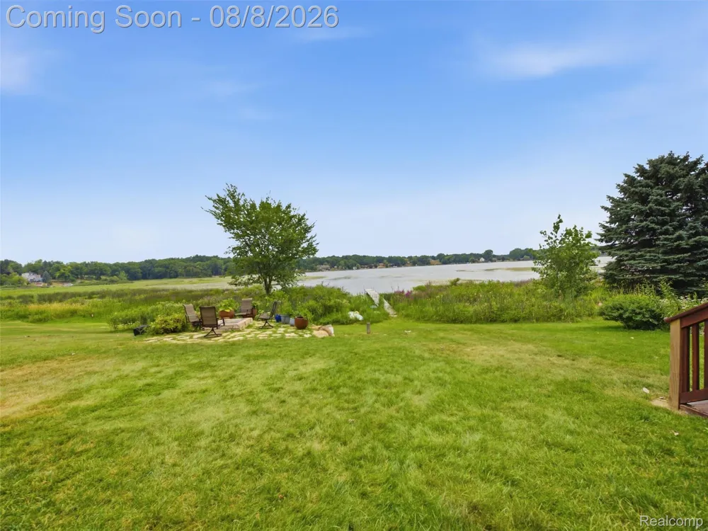 16147 Meredith Court Fenton Charter Township, MI 48451