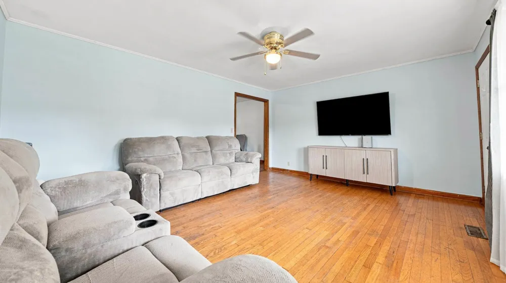 132 County Road 738 Riceville, TN 37370