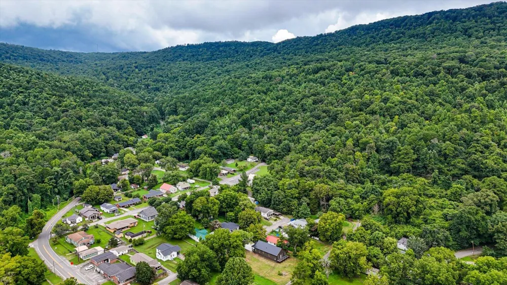 107 Locust Avenue South Pittsburg, TN 37380