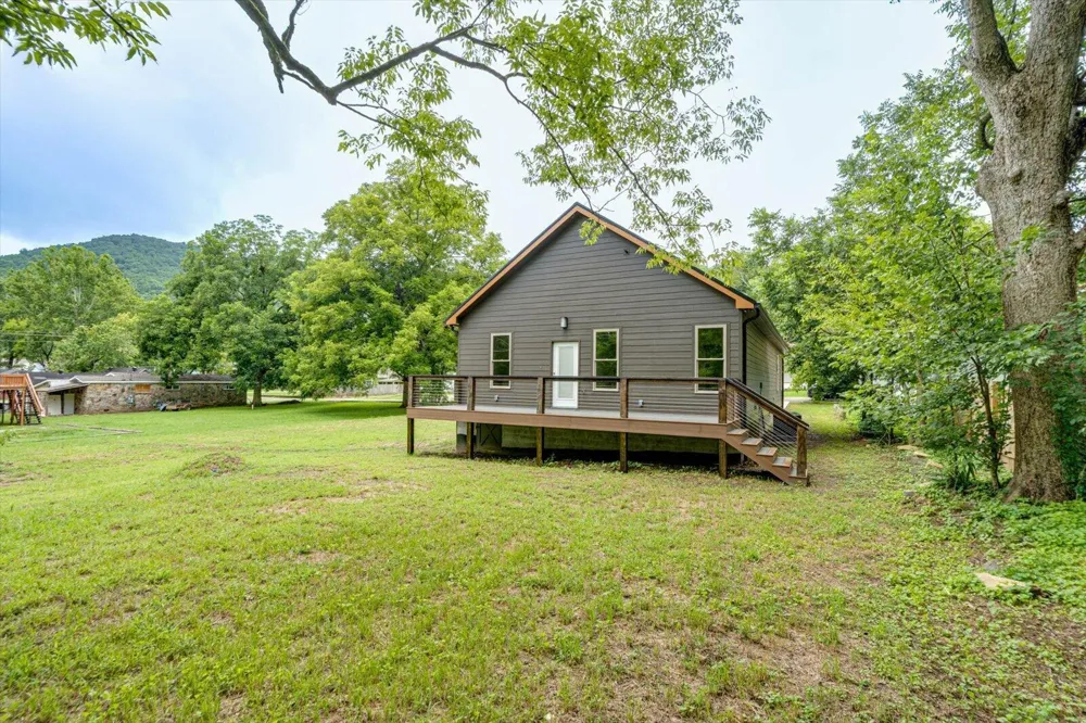 107 Locust Avenue South Pittsburg, TN 37380