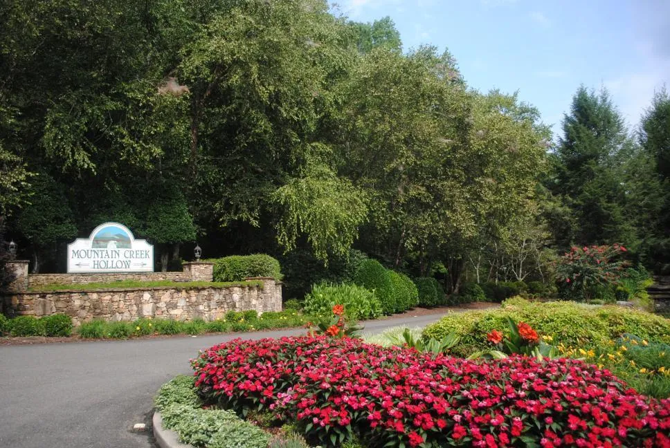 1368 Mtn Creek Hollow Drive Talking Rock, GA 30175